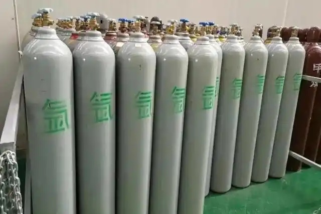 銀川永隆氣體有限公司|寧夏永隆氣體公司｜銀川氧氣銷售公司｜銀川氮?dú)怃N售公司|銀川干冰銷售公司｜銀川二氧化碳銷售公司｜銀川氫氣銷售公司｜寧夏氧氣銷售公司｜寧夏氮?dú)怃N售公司|寧夏干冰銷售公司｜寧夏二氧化碳銷售公司｜寧夏氫氣銷售公司