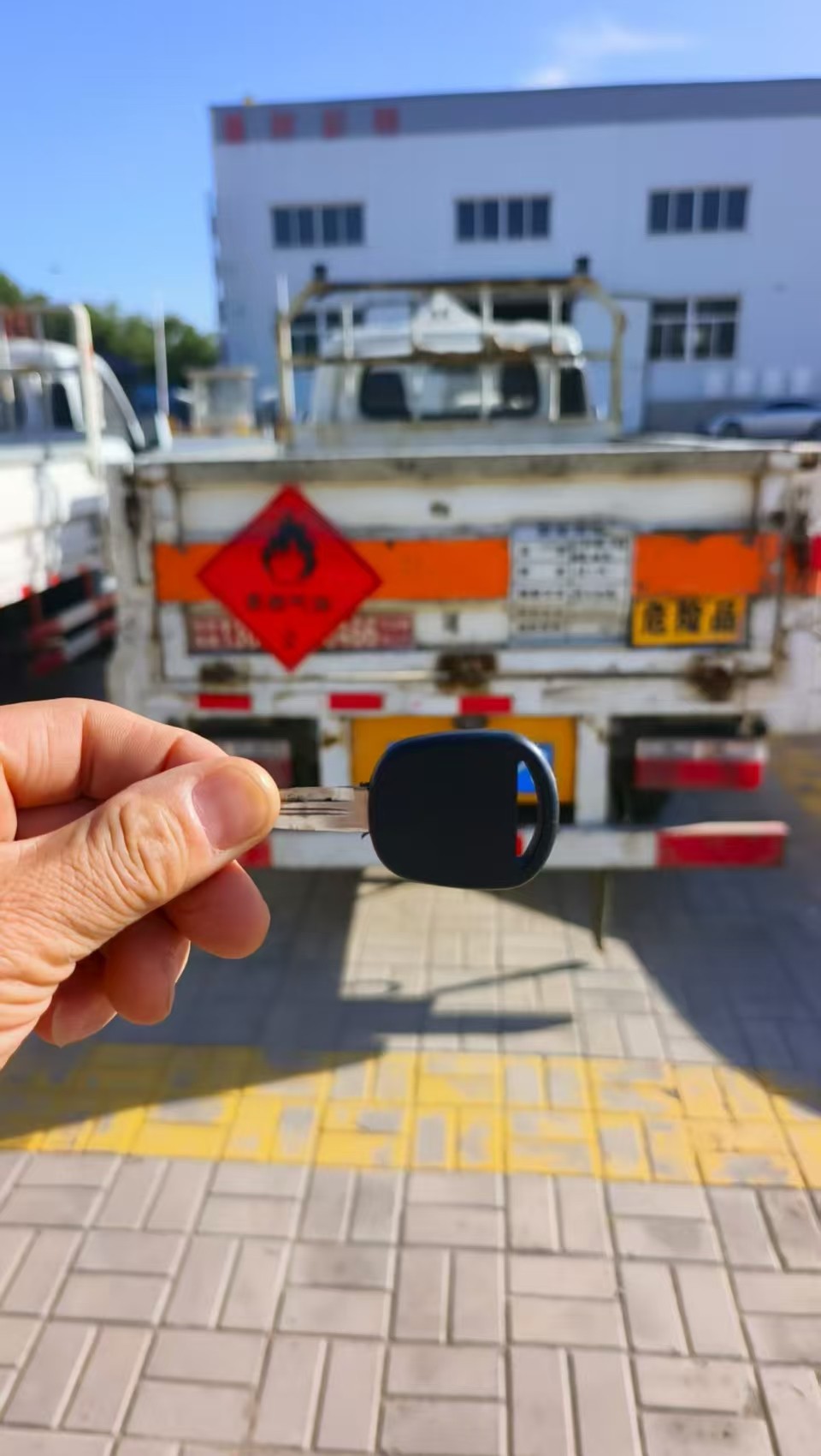 銀川永隆氣體有限公司|寧夏永隆氣體公司｜銀川氧氣銷售公司｜銀川氮?dú)怃N售公司|銀川干冰銷售公司｜銀川二氧化碳銷售公司｜銀川氫氣銷售公司｜寧夏氧氣銷售公司｜寧夏氮?dú)怃N售公司|寧夏干冰銷售公司｜寧夏二氧化碳銷售公司｜寧夏氫氣銷售公司